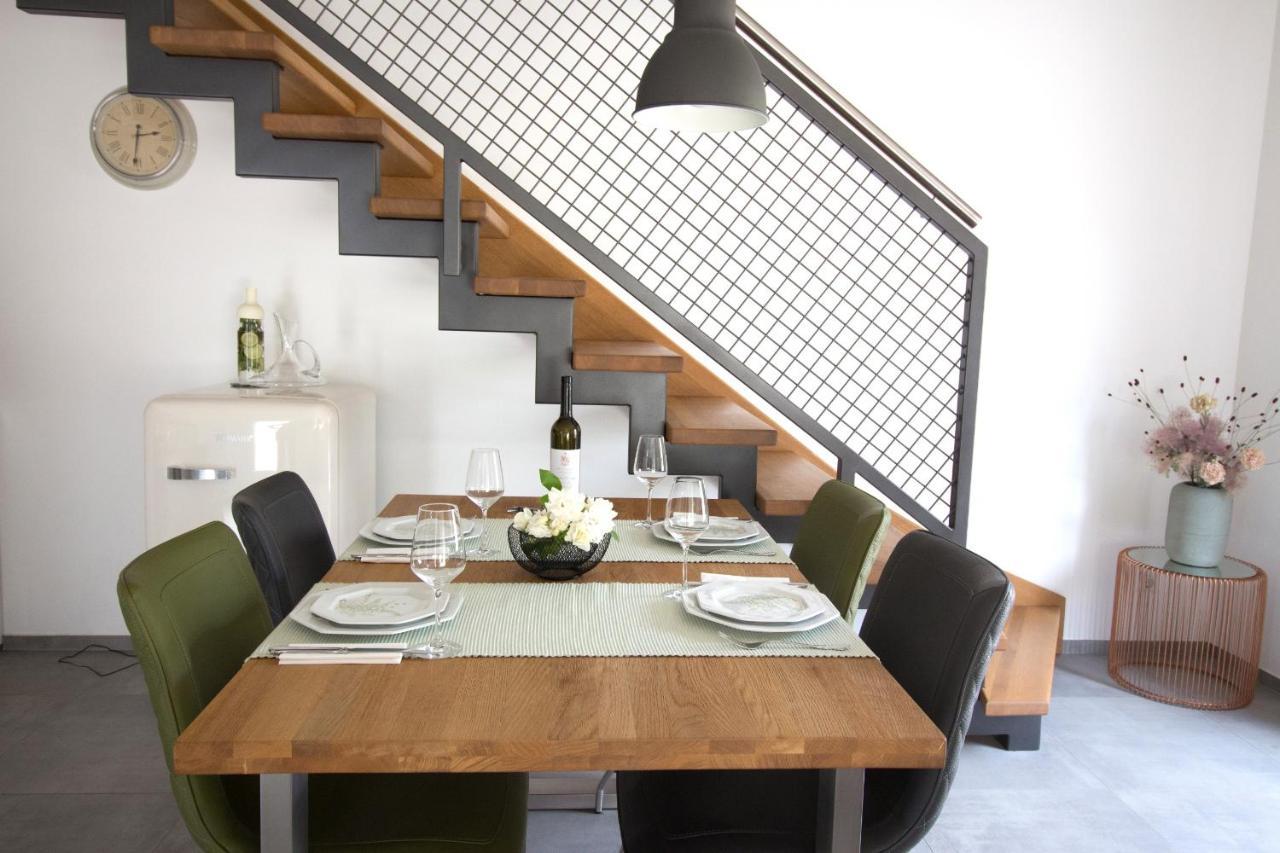 Zur Alten Rebe Ferienhaus Und Weingut Konz Extérieur photo