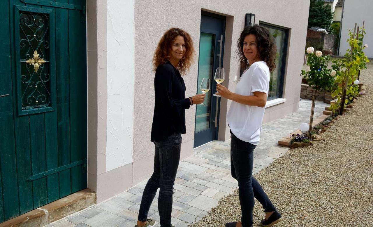 Zur Alten Rebe Ferienhaus Und Weingut Konz Extérieur photo